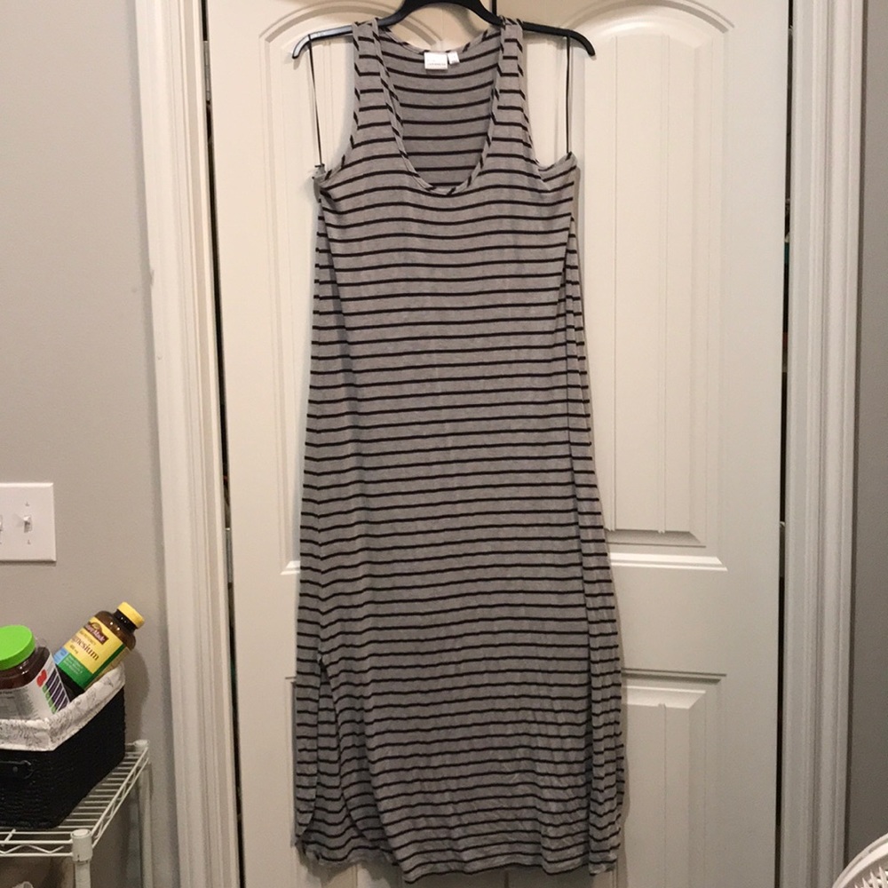 Women’s dresses